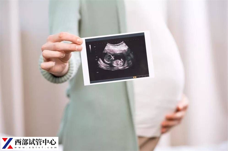 41歲女性能否進(jìn)行三代試管嬰兒技術(shù)實(shí)現(xiàn)生育？ (圖2)
